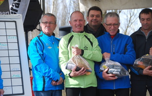 Podium Joël D (1er M3 sur le 24 km)