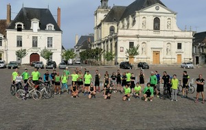 08 mai 2021
Nouvelle sortie sur le parcours de la galopade en présence de trois associations qui se sont vues remettre en chèque de 675 €. somme récoltée lors de notre 3e défi
Le droit du savoir des enfants du Népal
Urgence E-Sim Formation (formation des personnels non soignant aux gestes d'urgence)
Sandra Chalumeau (gastroparésie, maladie rare)